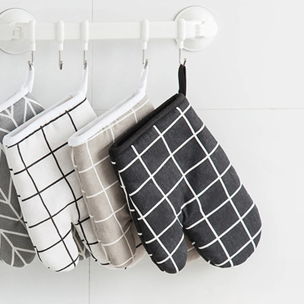 Heat-Resistant Kitchen & Oven Glove — 1 Piece