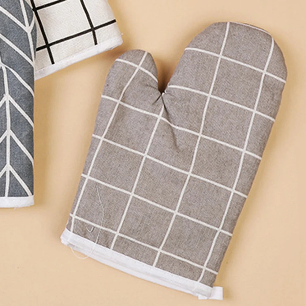 Heat-Resistant Kitchen & Oven Glove — 1 Piece